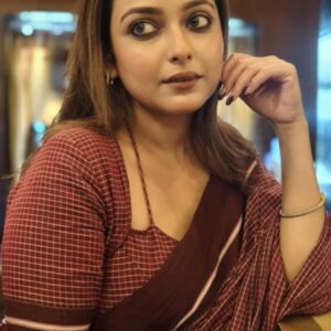 Maroon Serenity Drape Handloom Saree